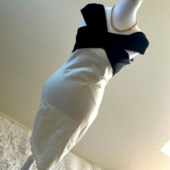 NWT Bebe dress - Picture 1 of 4